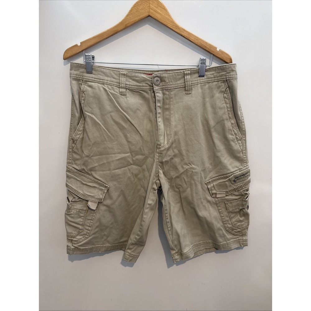 UNIONBAY Men's Cargo Shorts Sized 34 Beige